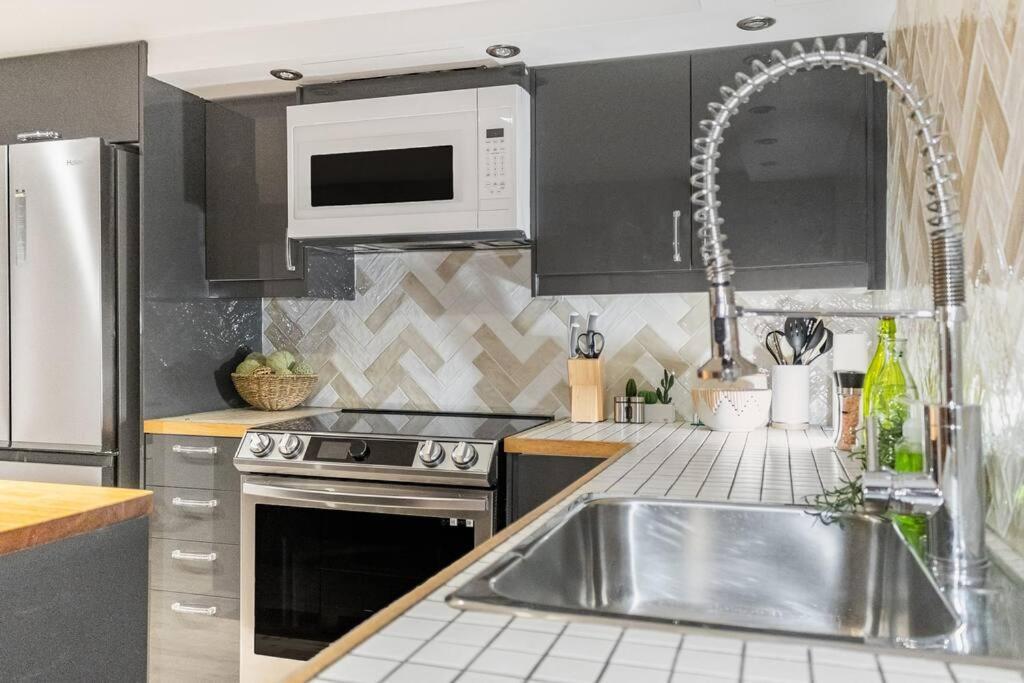 Magnificent 2Br Apartment Fully Equipped Montréal Esterno foto